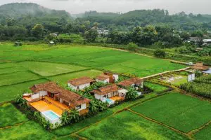 ศรีนาม่าน คอทเทจ / Srinaman Cottages