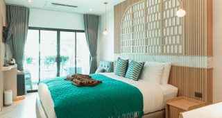 เฌอเอม บรีช ฟร้อนท์ รีสอร์ท เกาะล้าน / Cher-Aim Beach Front Kohlarn