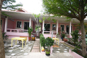 อินสุข เกาะล้าน / Insook Koh Larn
