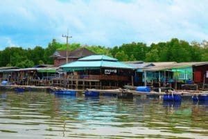 ทะเลงาม โฮมสเตย์ หมู่บ้านไร้แผ่นดิน จันทบุรี / Talayngam Homestay Chanthaburi