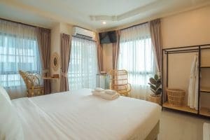 ไนซ์บีช บางแสน / NICE BEACH bangsaen