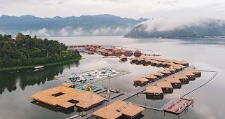 รักน้ำ รีสอร์ท กาญจนบุรี / Ruknam Resort Kanchanaburi