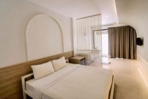 คอนทัวร์ บางแสน / Contour Bangsaen