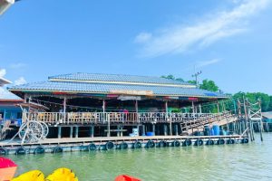 หมู่บ้านไร้แผ่นดิน ริเวอร์ โฮมสเตย์ จันทบุรี / River Homestay Chanthaburi