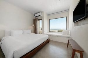 โรงแรม ซูวาลา บางแสน / Zuwala Hotel Bangsaen