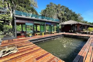 บูติค ราฟท์ รีสอร์ท ริเวอร์แคว กาญจนบุรี / Boutique Raft Resort River Kwai Kanchanaburi