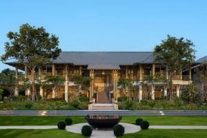 จรัสภาวัน โฮเทล แอนด์ เรสซิเดนซ์เซส / Charras Bhawan Hotel & Residences