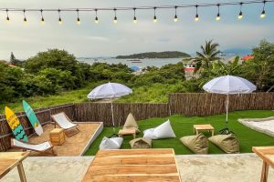 นิวตรอน บังกะโล เกาะสีชัง / Neutron Bungalow Koh Si Chang