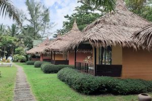 พยาม คอทเทจ รีสอร์ท / Payam Cottage Resort