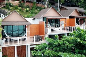 ชารีน่า ฮิลล์ บีช รีสอร์ท เกาะหลีเป๊ะ / Chareena Hill Beach Resort Koh Lipe