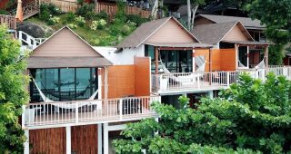 ชารีน่า ฮิลล์ บีช รีสอร์ท เกาะหลีเป๊ะ / Chareena Hill Beach Resort Koh Lipe