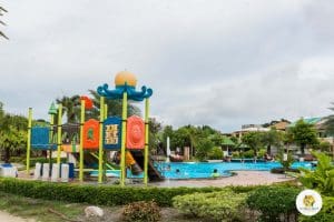 วารินทร์ บีช รีสอร์ท / Varin Beach Resort