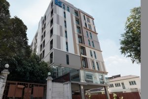 โรงแรมบีทู ห้วยขวาง พรีเมียร์ / B2 Huai Khwang Premier Hotel