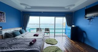 ศรีพิษณุ บังกะโล เกาะสีชัง / Sripitsanu Bungalow Koh Sichang