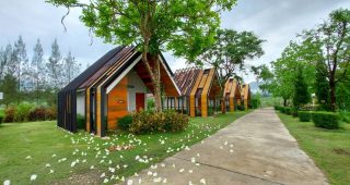 ตะนาวศรี แอนด์ ครีค ไซด์ รีสอร์ท / Tanaosri & Creek Side Resort