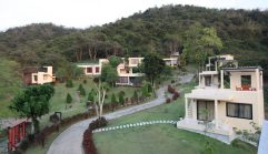ไฮซีน รีสอร์ท สวนผึ้ง / Hi-Scene Resort Suanphueng