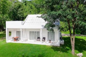 อริสโต ชิค รีสอร์ท แอนด์ ฟาร์ม / Aristo Chic Resort & Farm