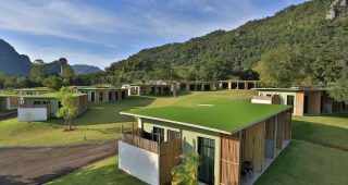 เคิร์ฟ 360 โฮเทล เขาใหญ่ / Curve360 Hotel Khao Yai