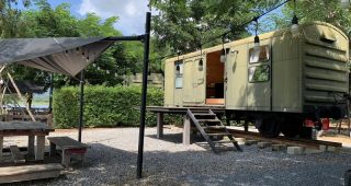 เดอะ โลโค แคมป์ปิ้ง แอนด์ ฟาร์ม / The Loco Camping & Farm