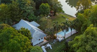 ไฮด์ แอนด์ ซีค ริเวอร์ วิลล่า / Hide & Seek River Villa