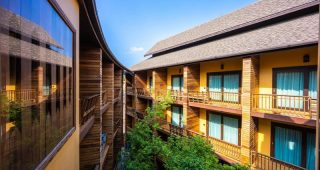 โรงแรมแอท เกท ท่าแพ เชียงใหม่ / At Gate Thaphae Hotel Chiang Mai